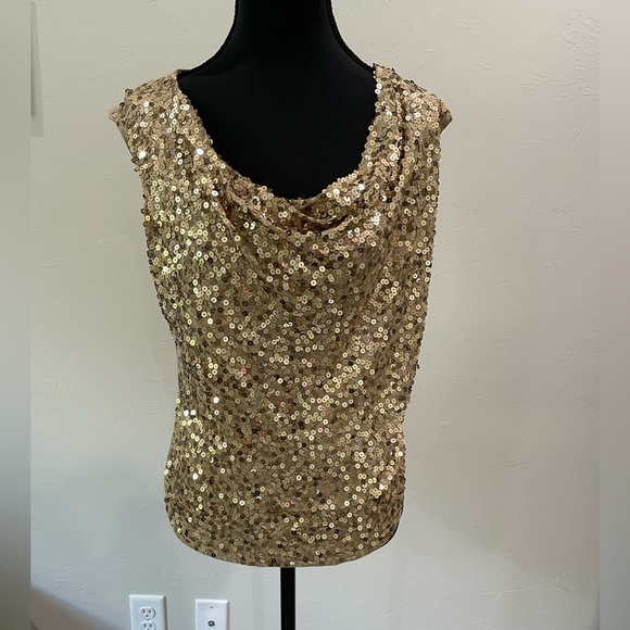 Michael Kors Blouse Gold Sleeveless top with sequins small - Picture 1 of 5